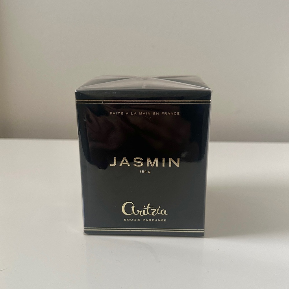 Aritzia Jasmin Scented Candle